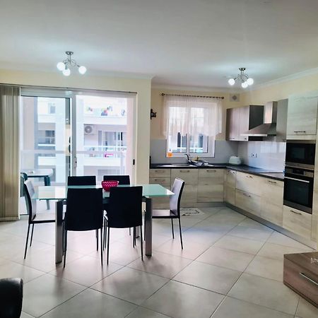 Mela Apartment 1 圣保罗湾城 外观 照片