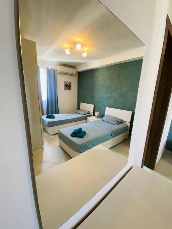Mela Apartment 1 圣保罗湾城 外观 照片