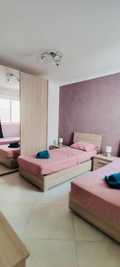 Mela Apartment 1 圣保罗湾城 外观 照片