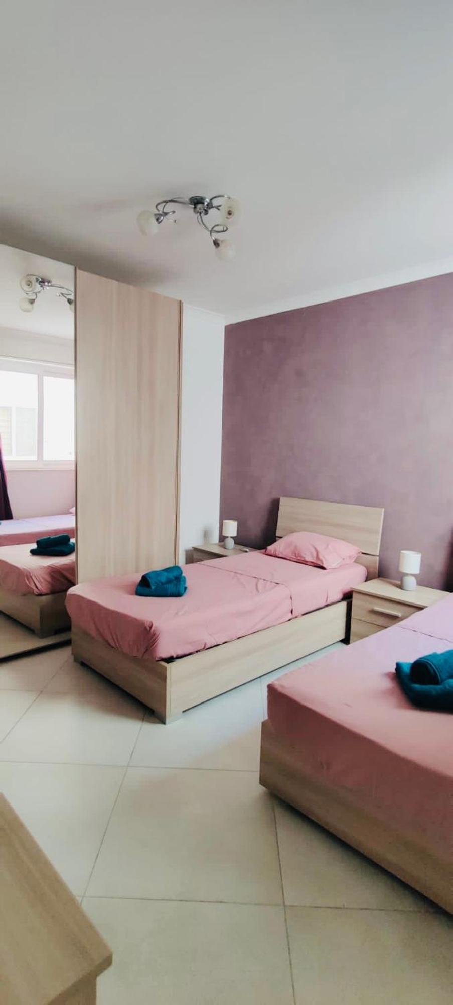 Mela Apartment 1 圣保罗湾城 外观 照片