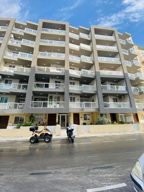 Mela Apartment 1 圣保罗湾城 外观 照片