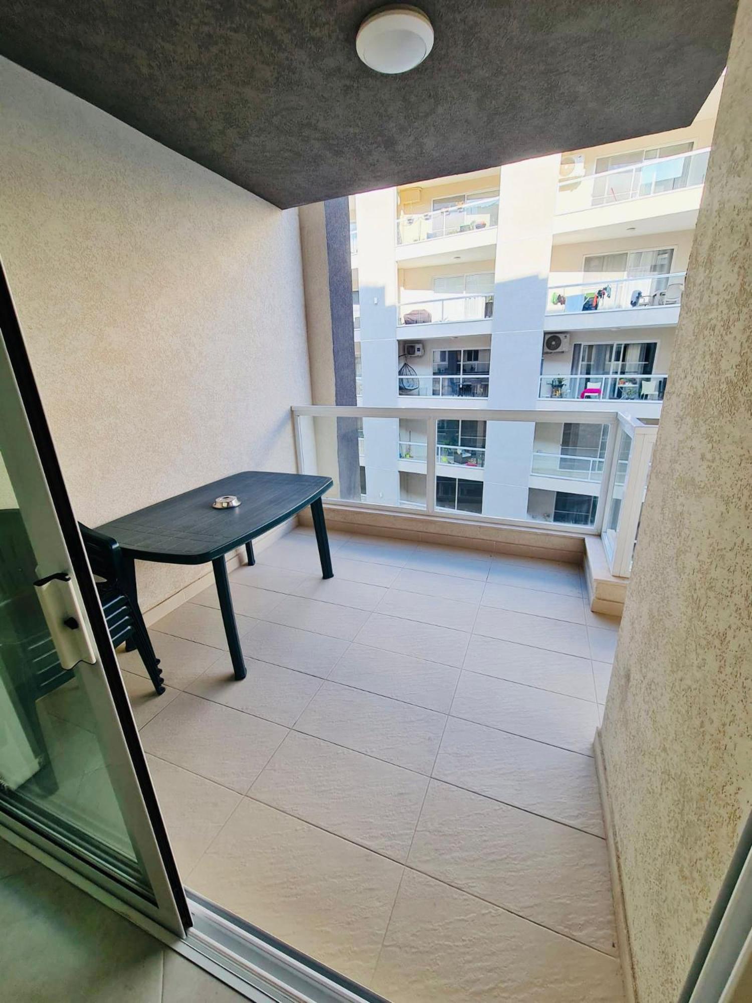 Mela Apartment 1 圣保罗湾城 外观 照片